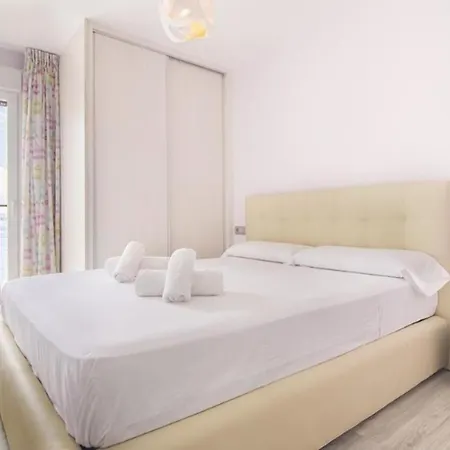 Guzman - Lajoya Apartment *